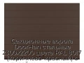 sekczionnyie-vorota-doorhan-stalnyie-2300x2200-czveta-ral-8017-korichnevo-krasnyij-s-dizajnom-«shirokaya-czentralnaya-polosa»-bez-avtomatiki
