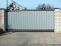 otkatnyie-vorota-doorhan-4000x1000-czvet-ral-9006-serebristyij-filenka-s-avtomatikoj