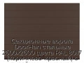 sekczionnyie-vorota-doorhan-stalnyie-2600x2600-czveta-ral-8017-korichnevo-krasnyij-s-dizajnom-«shirokaya-czentralnaya-polosa»-bez-avtomatiki