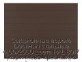 sekczionnyie-vorota-doorhan-stalnyie-4100x2500-czveta-ral-8017-korichnevo-krasnyij-s-dizajnom-«shirokaya-czentralnaya-polosa»-bez-avtomatiki