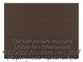 sekczionnyie-vorota-doorhan-stalnyie-4300x2200-czveta-ral-8017-korichnevo-krasnyij-s-dizajnom-«shirokaya-czentralnaya-polosa»-bez-avtomatiki